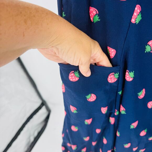 Unique Vintage NWT Strawberry Print Bow Collar Dress 1X/16 Retro Fit & Flare - Picture 6 of 9